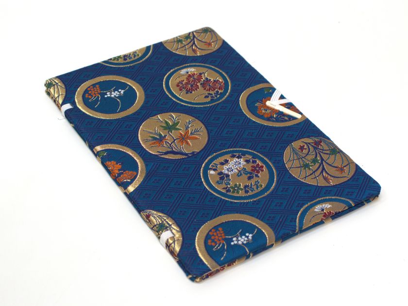 Book Folder 04