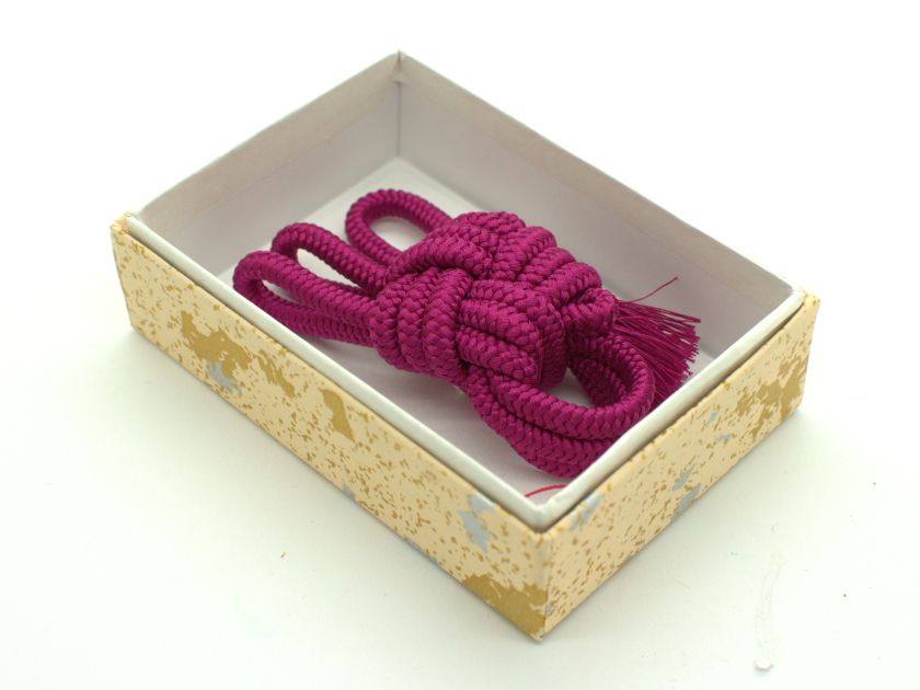 Shamisen Silk Neo (Nagauta/Minyo) & Do String Set No.28 Red Purple