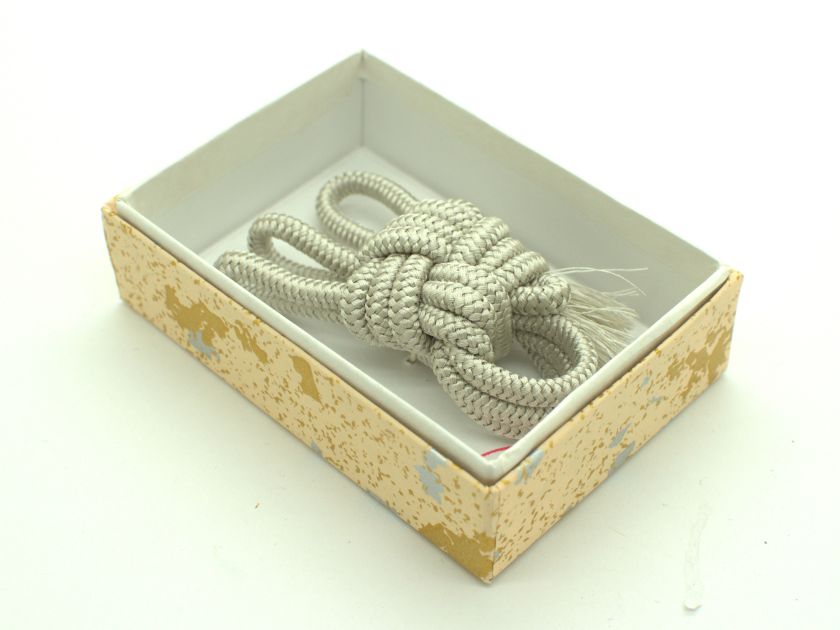 Shamisen Silk Neo (Nagauta/Minyo) & Do String Set No.43 Light Gray