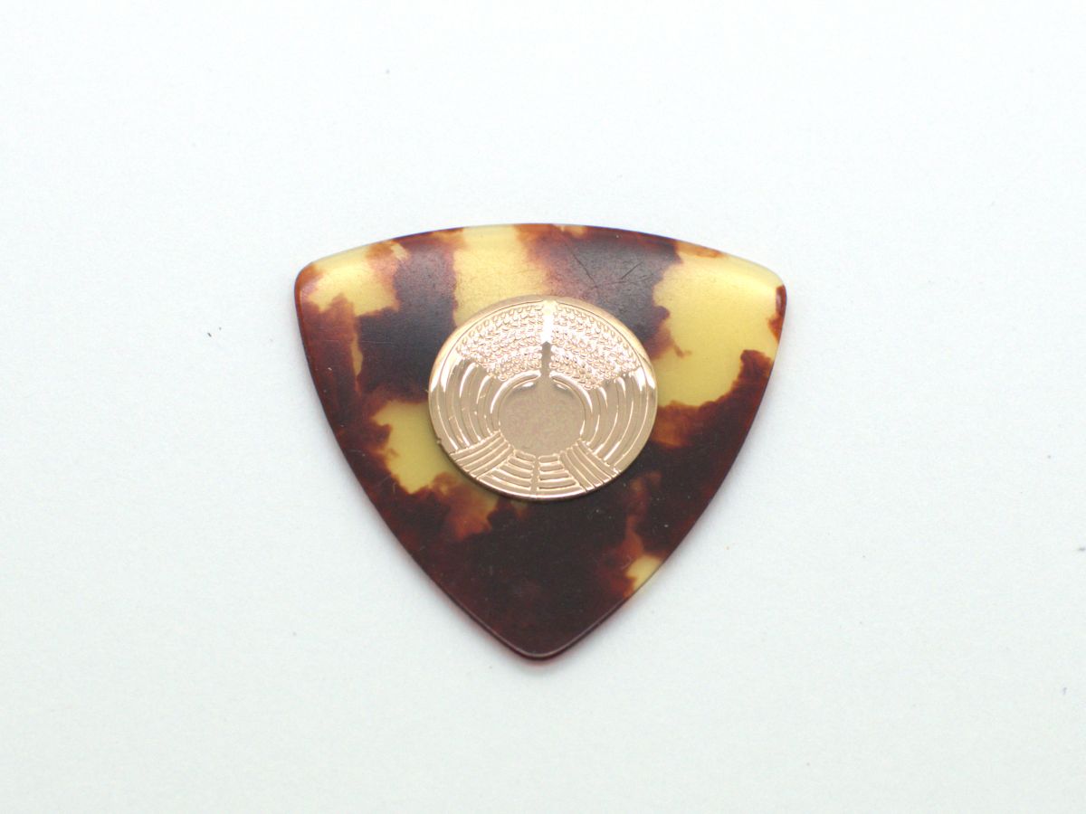 [SUZUKI] Plastic High Grade Taishokoto Pick